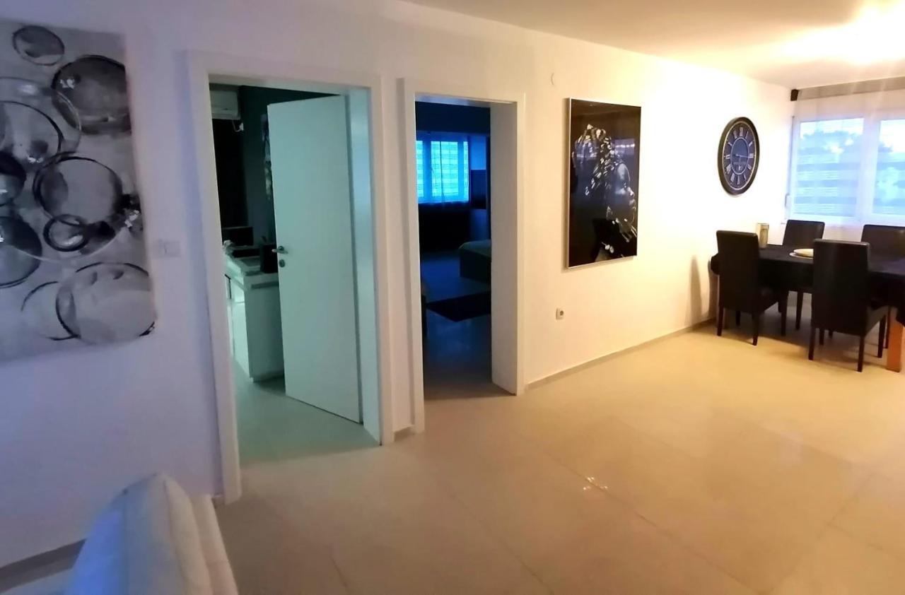 Central Ζαντάρ Εξωτερικό φωτογραφία